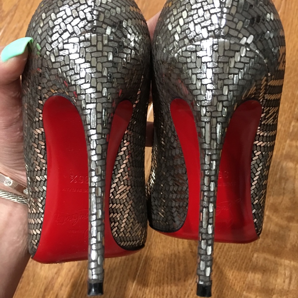 Christian Louboutin Pigalle Follies 100mm